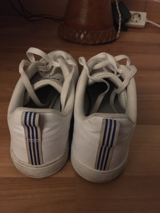 Deportivas Adidas Grand Court.