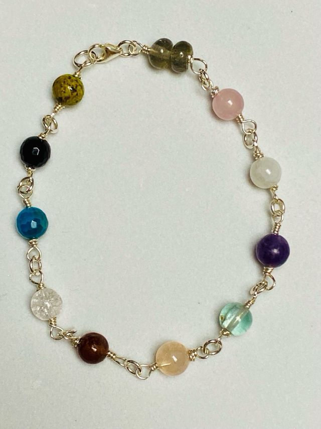 Pulsera con piedras preciosas y plata de ley 925