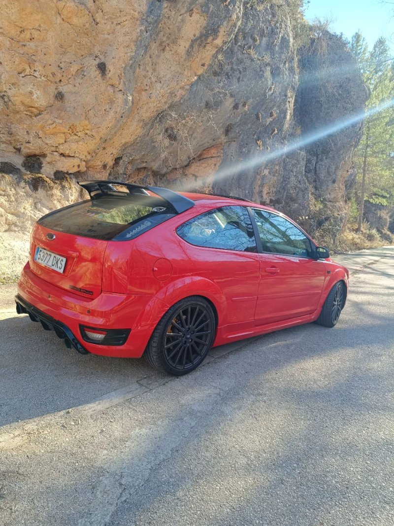 Ford Focus 2005 - foto 1