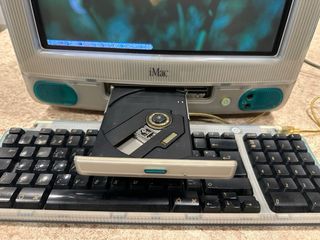 ordenador apple antiguo