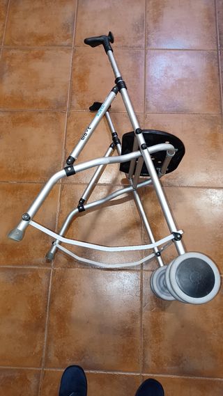 Andador para ancianos 