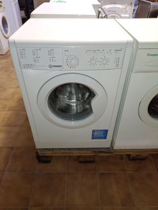 Lavadora indesit 6kg A+