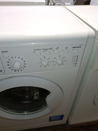 Lavadora indesit 6kg A+