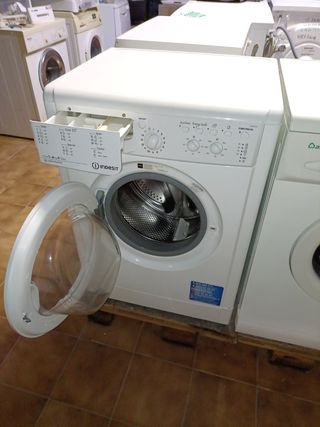Lavadora indesit 6kg A+