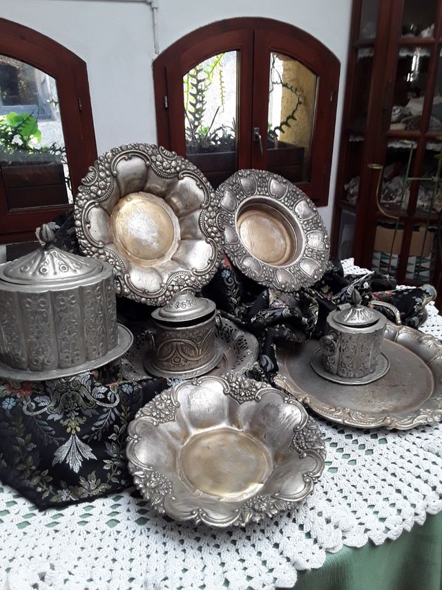 BANDEJAS ARABES DE ALPACA PLATEADA  29 las tres