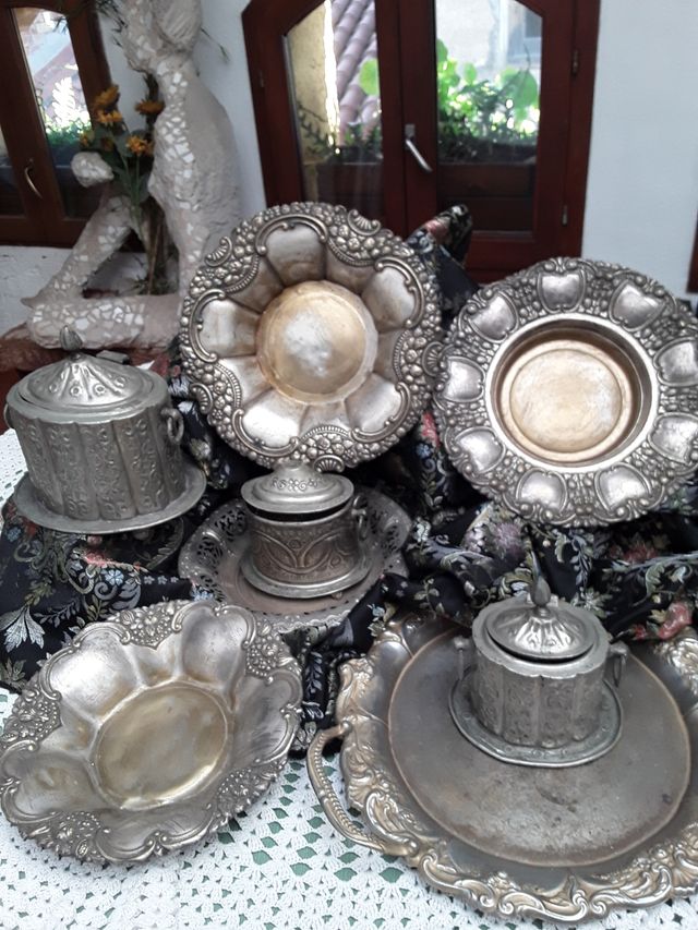 BANDEJAS ARABES DE ALPACA PLATEADA  29 las tres