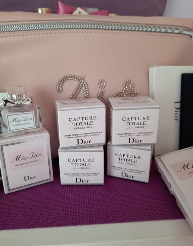 DIOR ROSA NECESER Y MÁS de segunda mano por 73 EUR en