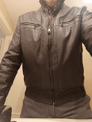 Cazadora chaqueta polipiel azul marino