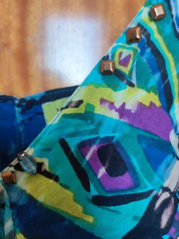 Vestido de tirantes en azules y lilas talla L