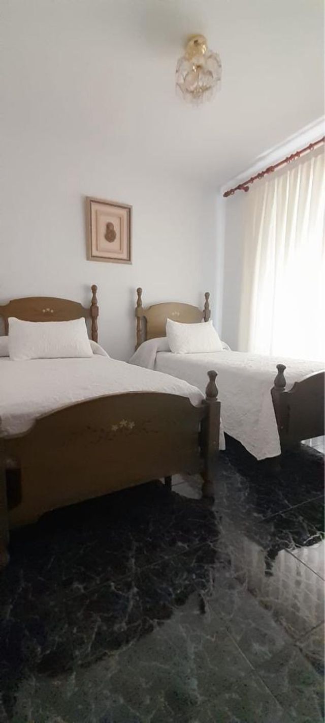 Casa en venta, precio negociable.