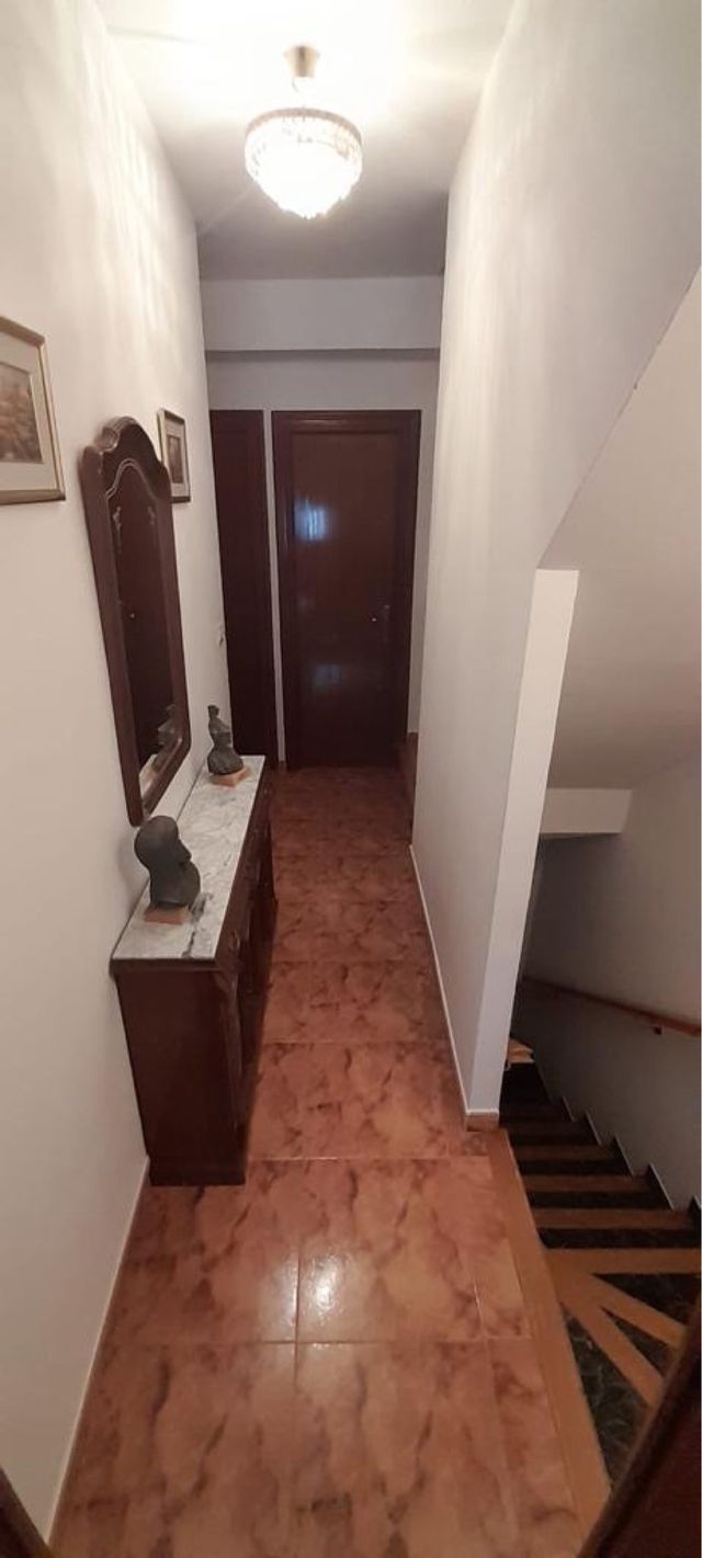 Casa en venta, precio negociable.