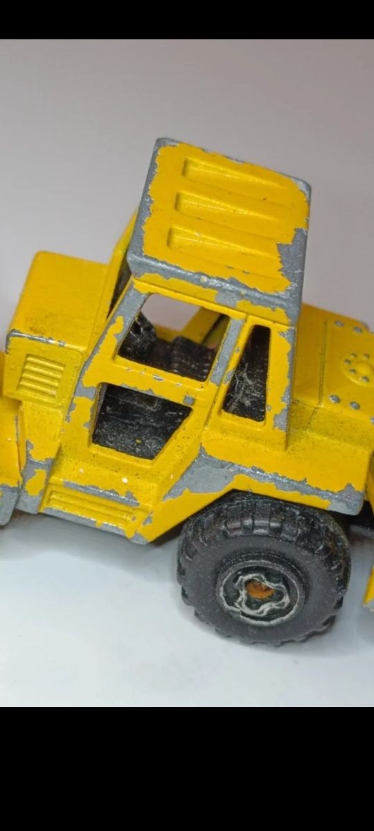 *MAQUINA APLANADORA MAJORETTE 1/64