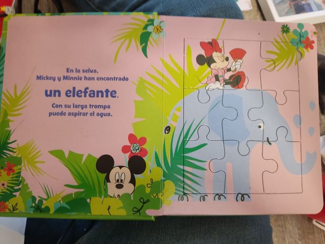 Puzzle libro de mickey y sus amigos