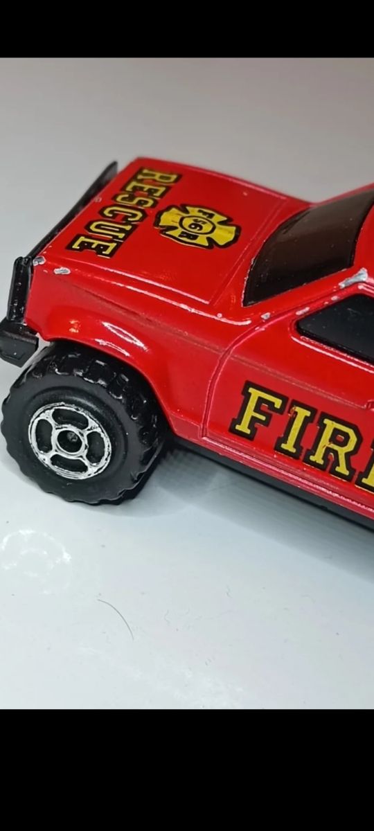 *TODOTERRENO SONIC FLASHERS MAJORETTE 1/64