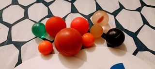 Palas de playa y lote de pelotas