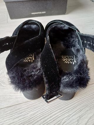 Zapato negro de fiesta