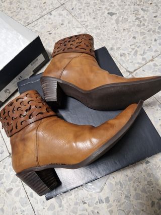 Botines camperos
