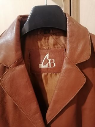 Americana piel marrón