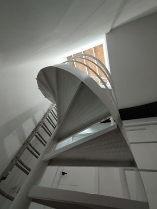 Escalera Metálica