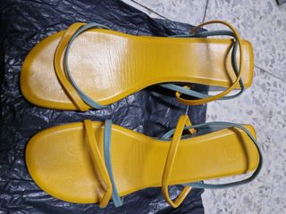 Sandalias de piel