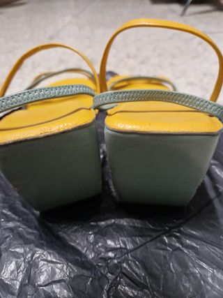 Sandalias de piel