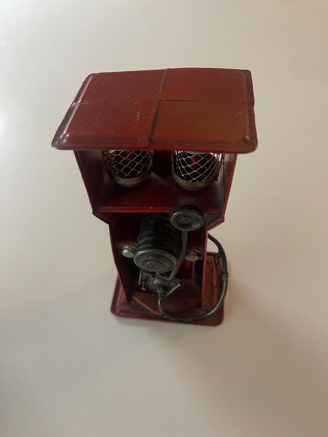 Figura decorativa surtidor gasolina