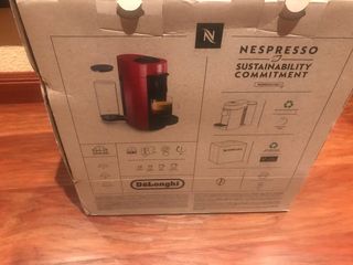 OPORTUNIDAD!!! Cafetera Nespresso Vertuo Plus