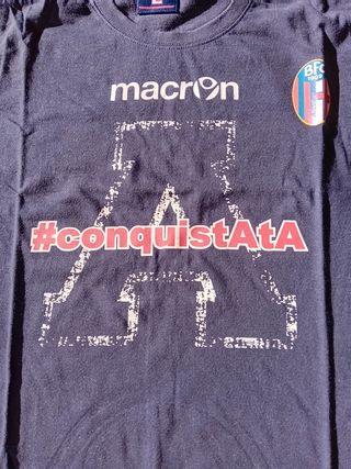 *T-shirt Bologna #conquistAtA Blu 