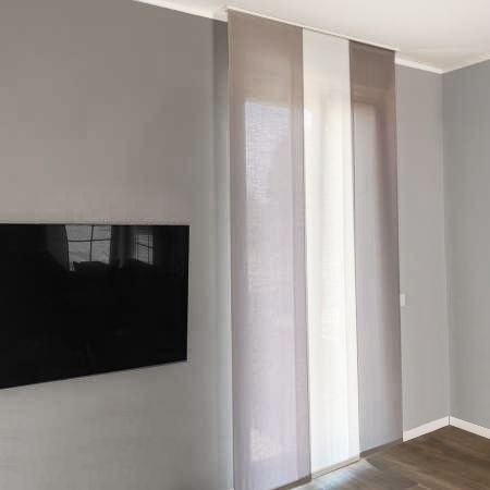 Tende a pannello con binario