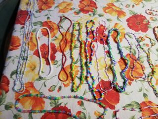 Collane colorate con perline