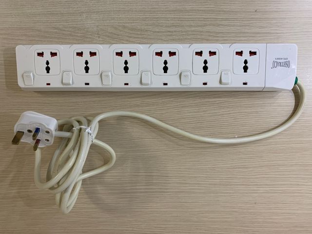 Prolunghe elettriche multipresa inglesi