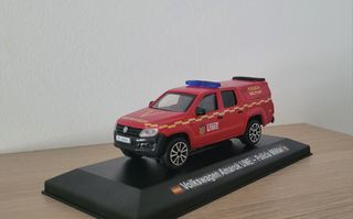 Volkswagen Amarok Unidad Militar Emergencias 1/43
