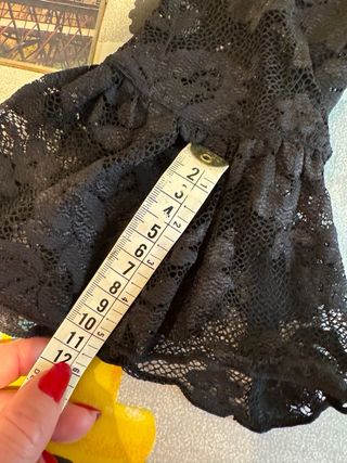 GRAN BLUSA ABIERTA CON LAZADA DE ENCAJE