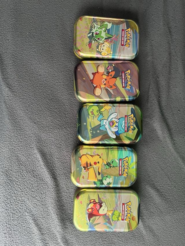 caja metalica pokemon