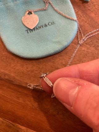 cadena y charm tiffany and co autenticos en plata