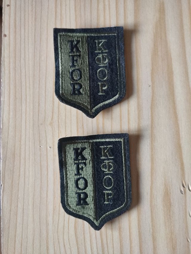 Parches españoles Kosovo
