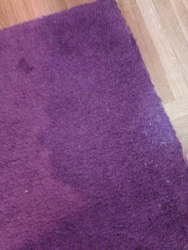 Alfombra morada