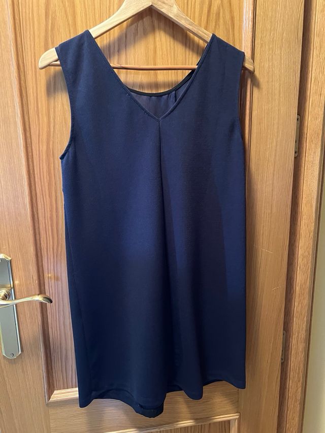 Vestido azul marino sin mangas, formal