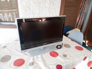 Televisor Philips LCD 26"