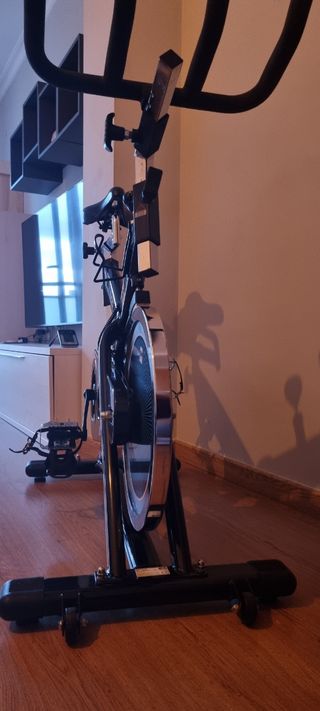 Bicicleta estática BH Zs600