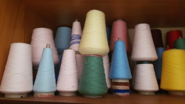 Lana en conos tricotosa