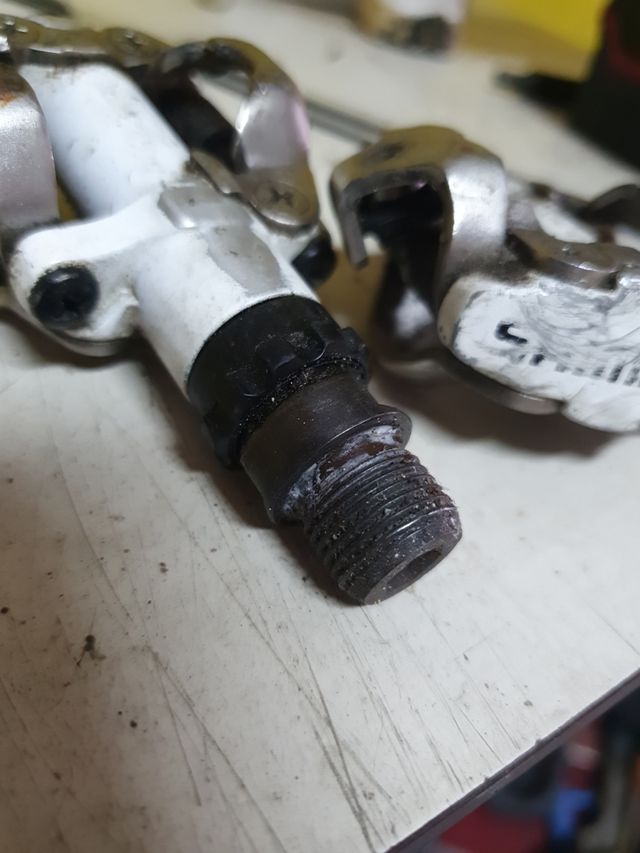 attacchi scarpe shimano bici