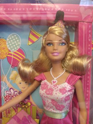 Lote de muñeca Barbie con armario purpurina