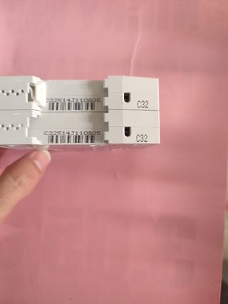 Interruptor automático Siemens 5sj6532-7