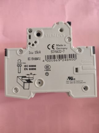 Interruptor automático 3P N 32A