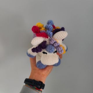 Amigurumi unicorno
