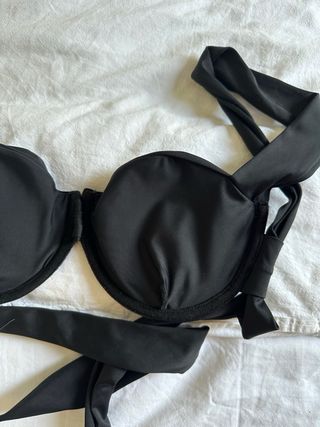 top bikini bañador elegante negro talla M nuevo 