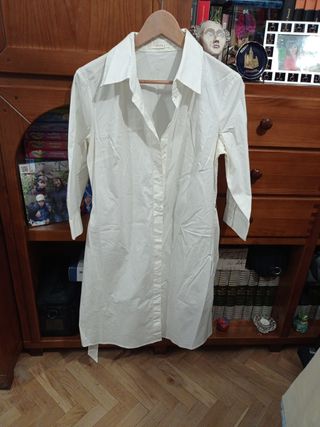 Camisa vestido blanco de Sfera