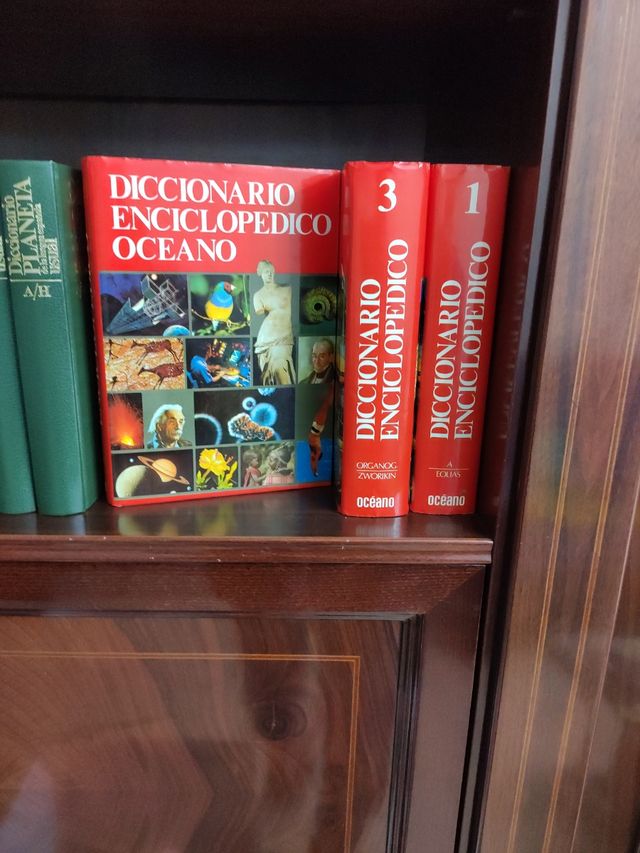 Dizionario enciclopedico