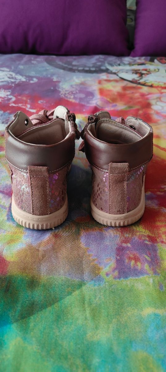 Botas, botines niña PabloSky como nuevas 30